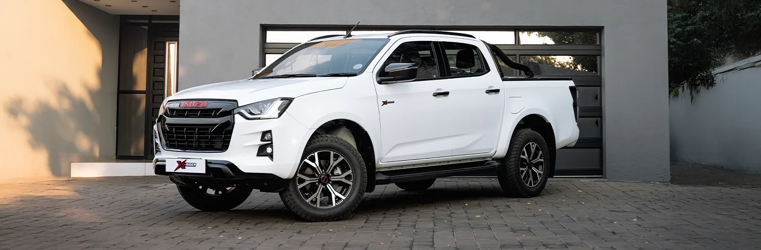 Fuzion isuzu D-Max Double Cab X-Rider banner